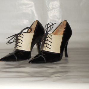 Claudia Ciuti Black and White Heels - Size 6